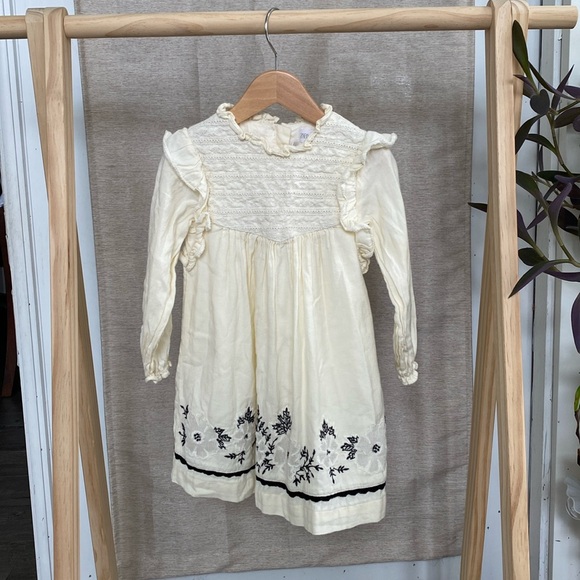 Zara Other - Zara Ruffled Detail Cotton Dress